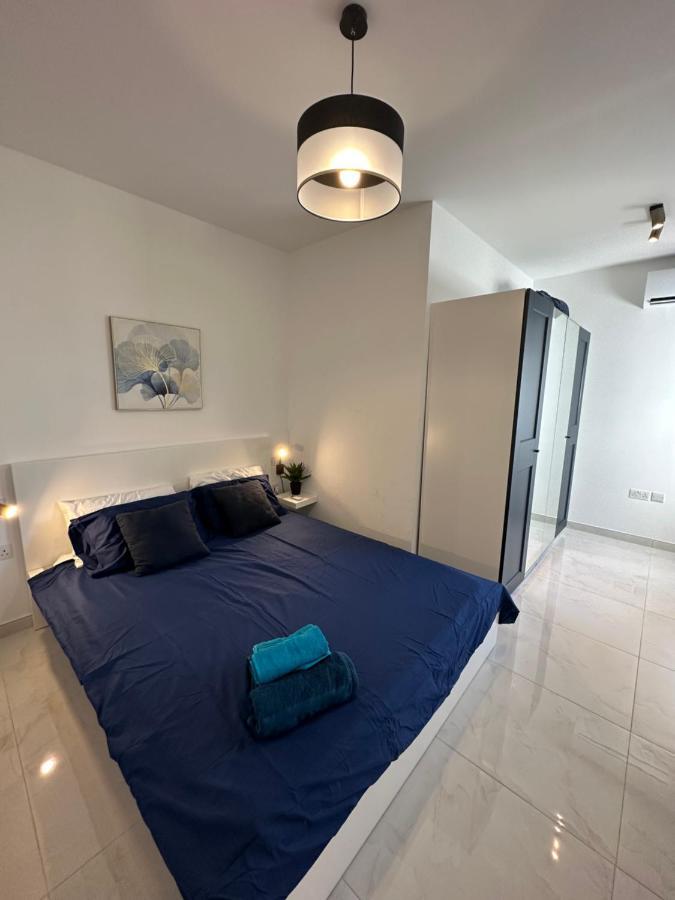 Sliema 2 Bedroom Penthouse Exterior photo